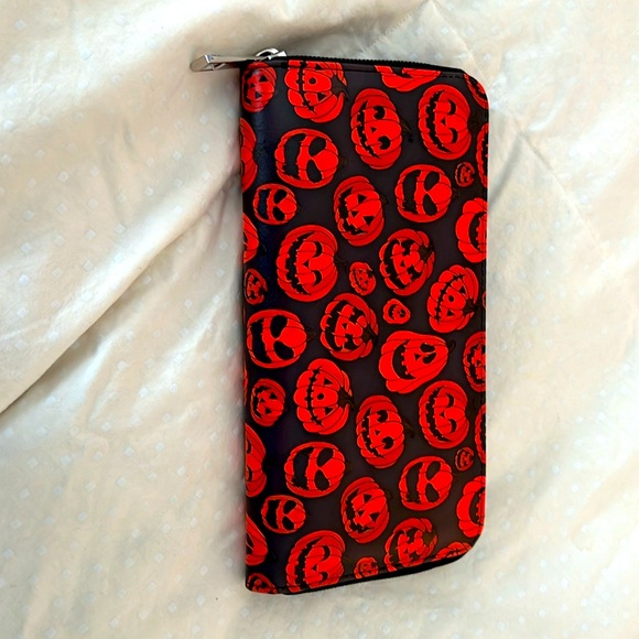 Pumpkin wallet - Picture 1 of 2